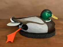 Load image into Gallery viewer, The Boss Bird - Realistic Lifelike Motion Decoy