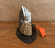 Load image into Gallery viewer, Butt Kikker Feeding Mallard Motion Decoy