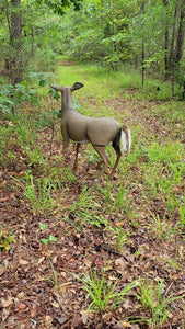 Twitchy Tail Deer Decoy